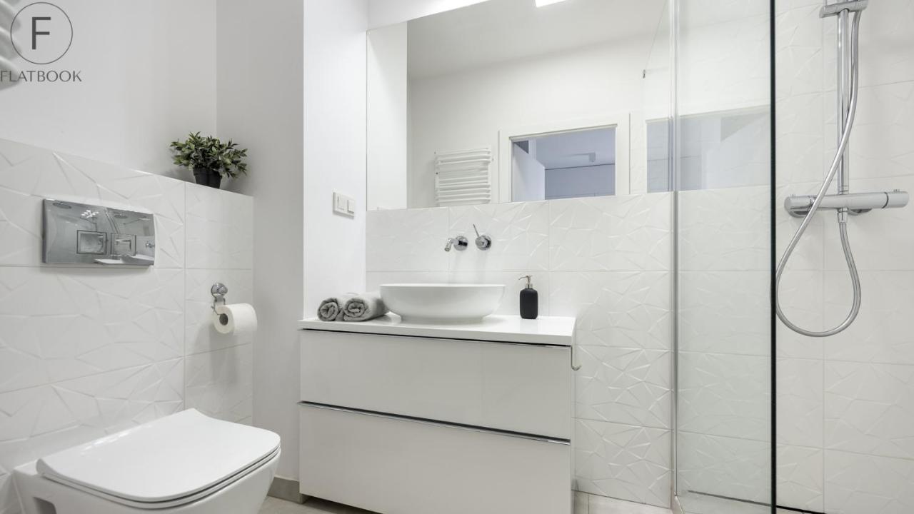 Flatbook - City Center Spa Apartments Torunska 11 กดัญสก์ ภายนอก รูปภาพ