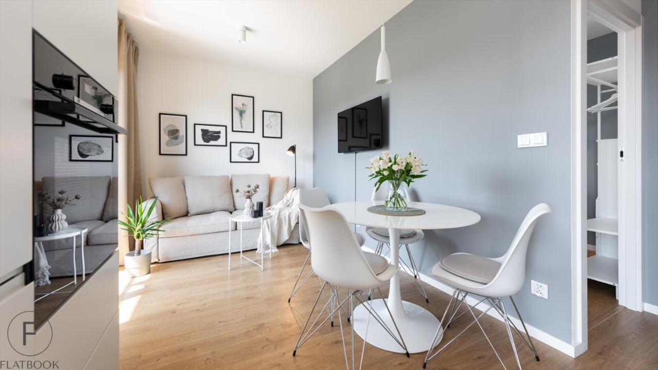 Flatbook - City Center Spa Apartments Torunska 11 กดัญสก์ ภายนอก รูปภาพ